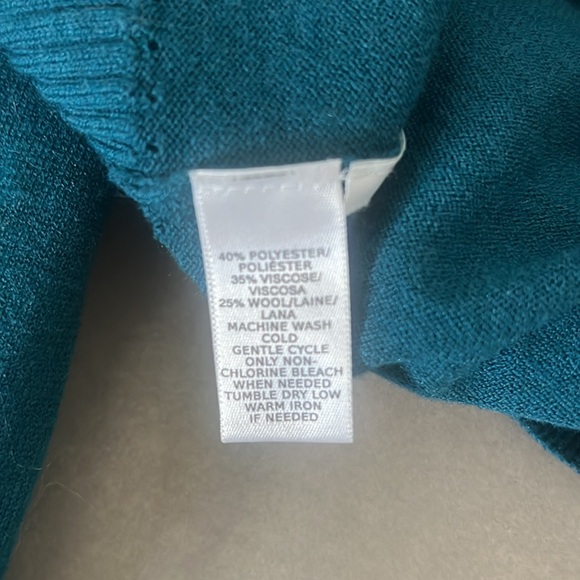 Loft Cardigan - Picture 3 of 3